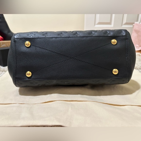 Louis Vuitton Empreinte Montaigne MM - Picture 4 of 8